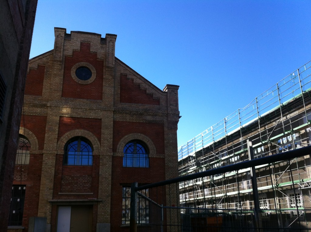 Soziale Nähe und Isolation